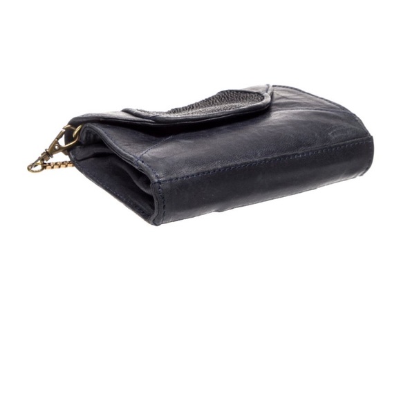 Khirma Eliazov Leather Stingray Crossbody Bag - Picture 4 of 5